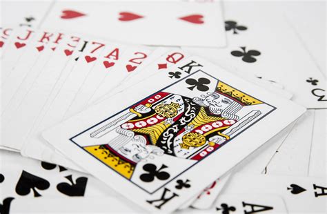 2. Leave your cards on the table and don’t touch them. In Blackjack, you aren’t supposed to pick up your hand—after all, you don’t have any reason to hide it from the dealer or your fellow players. Instead, leave your cards untouched on the table after the dealer puts them down.